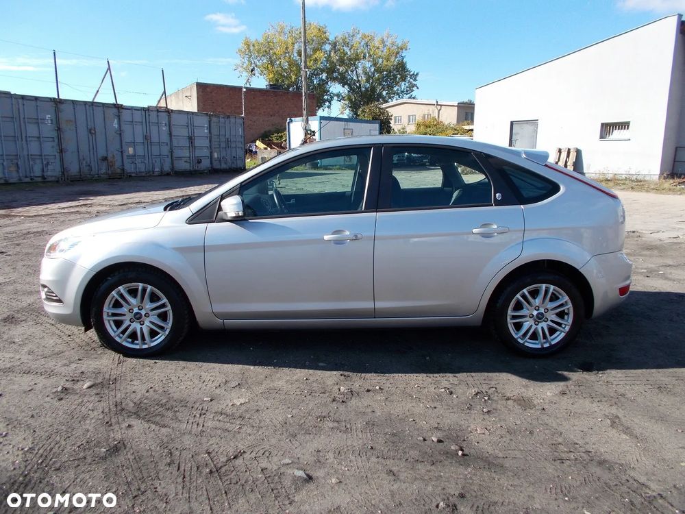 Ford Focus 1.8 Ghia - 6