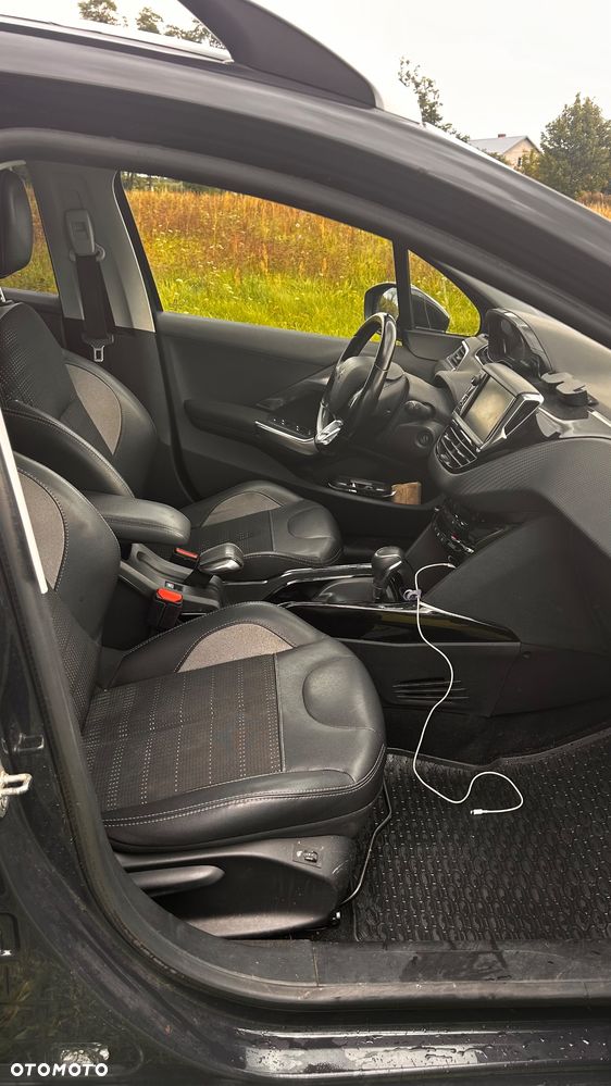 Peugeot 2008 2017 photo 5