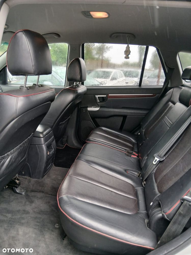 Hyundai Santa Fe 2.7 V6 Style - 10