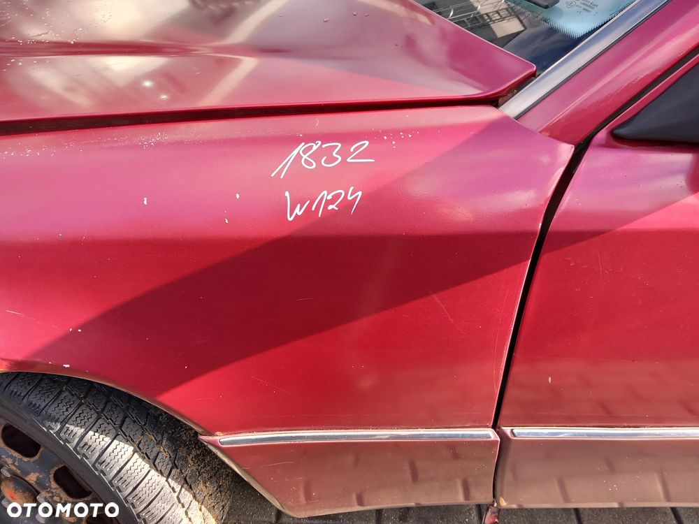 MERCEDES W124 BŁOTNIK LEWY PRZEDNI LEWY PRZÓD - 4