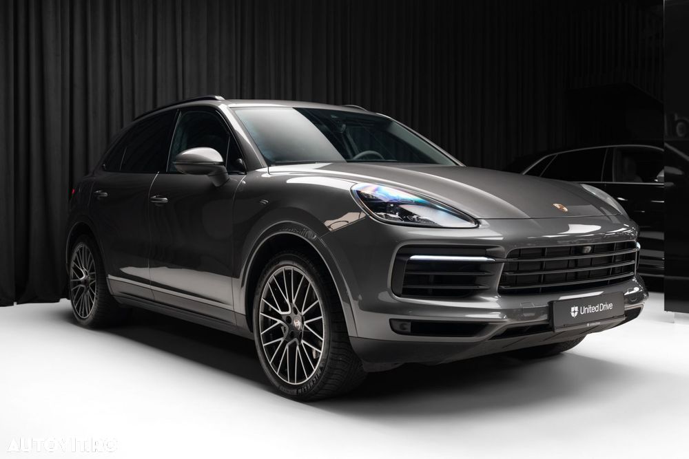 Porsche Cayenne Standard - 3