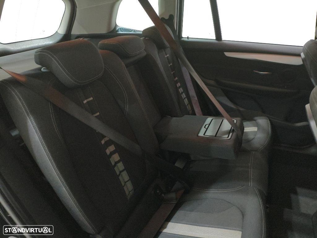 BMW 216 Gran Tourer d Auto - 6