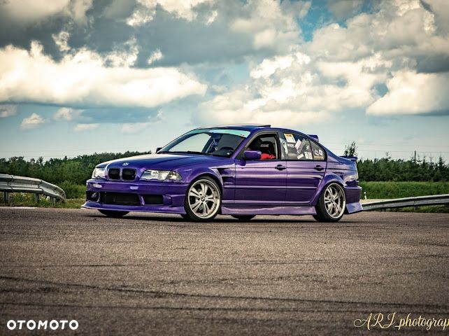 BMW Seria 3 323i - 9