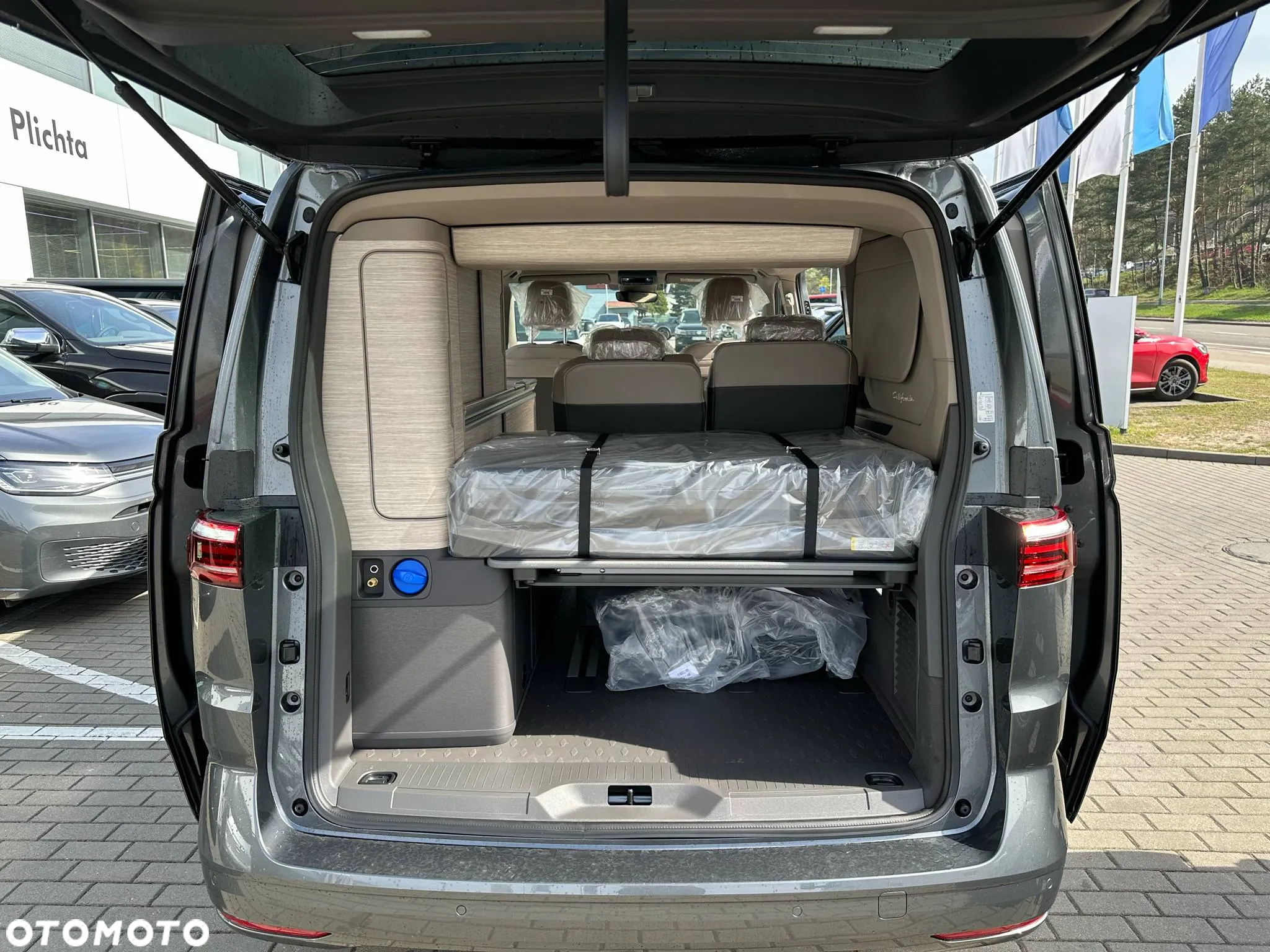 Volkswagen California - 17