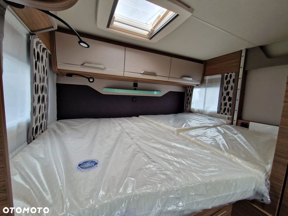 KNAUS TOURER VAN 500 MQ SMC EDITION 20 JAHRE 2 ŁÓŻKA FV23% HAK - 28