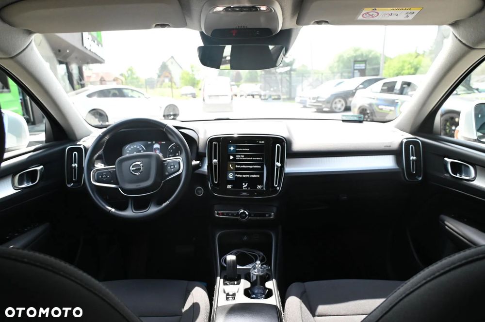 Volvo XC 40 T3 Momentum Core - 11