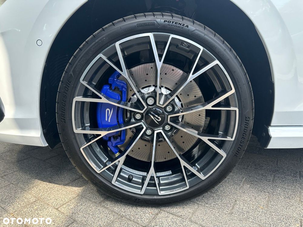 Volkswagen Golf Variant 2.0 TSI 4Motion R - 31