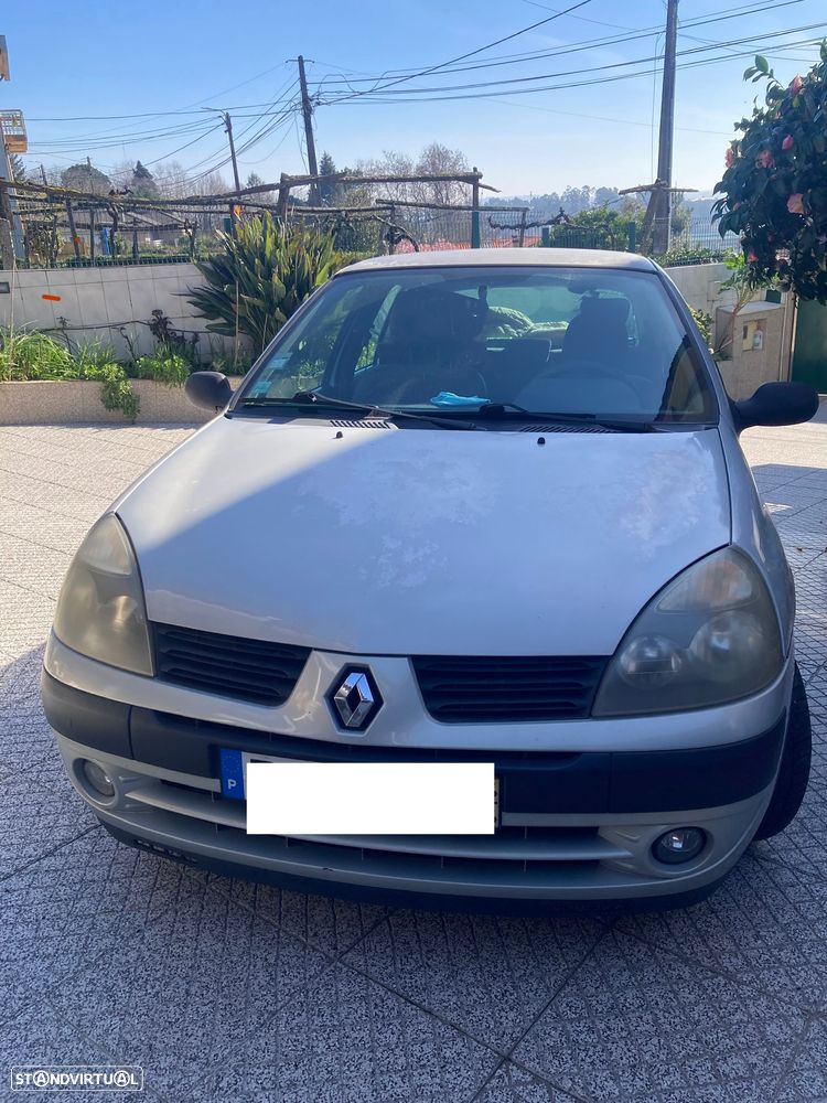 Renault Clio 1.2 16V Confort - 6