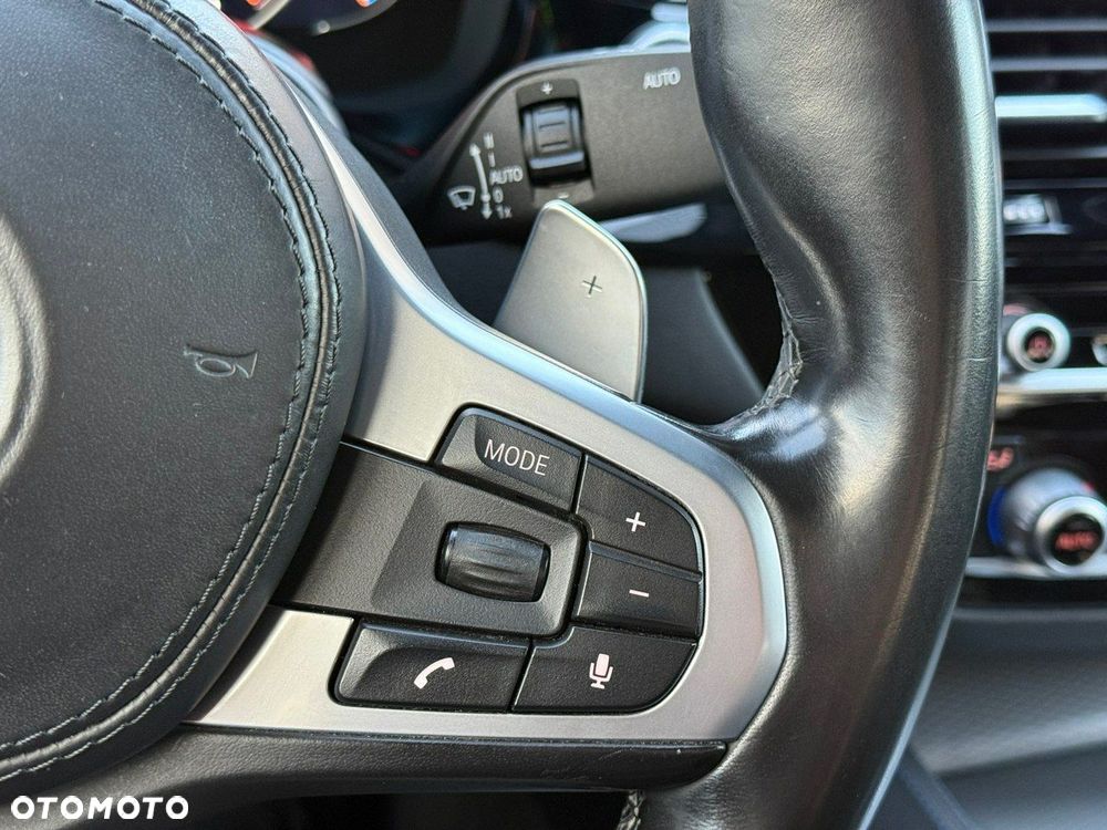 BMW Seria 5 540i xDrive GPF M Sport sport - 19