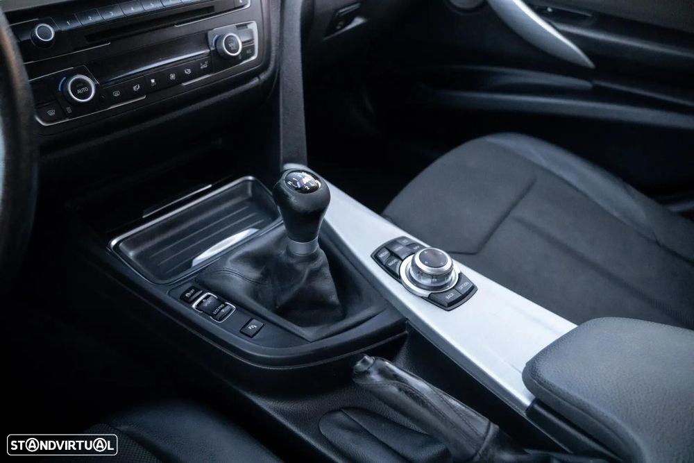 BMW 318 d Line Modern - 18