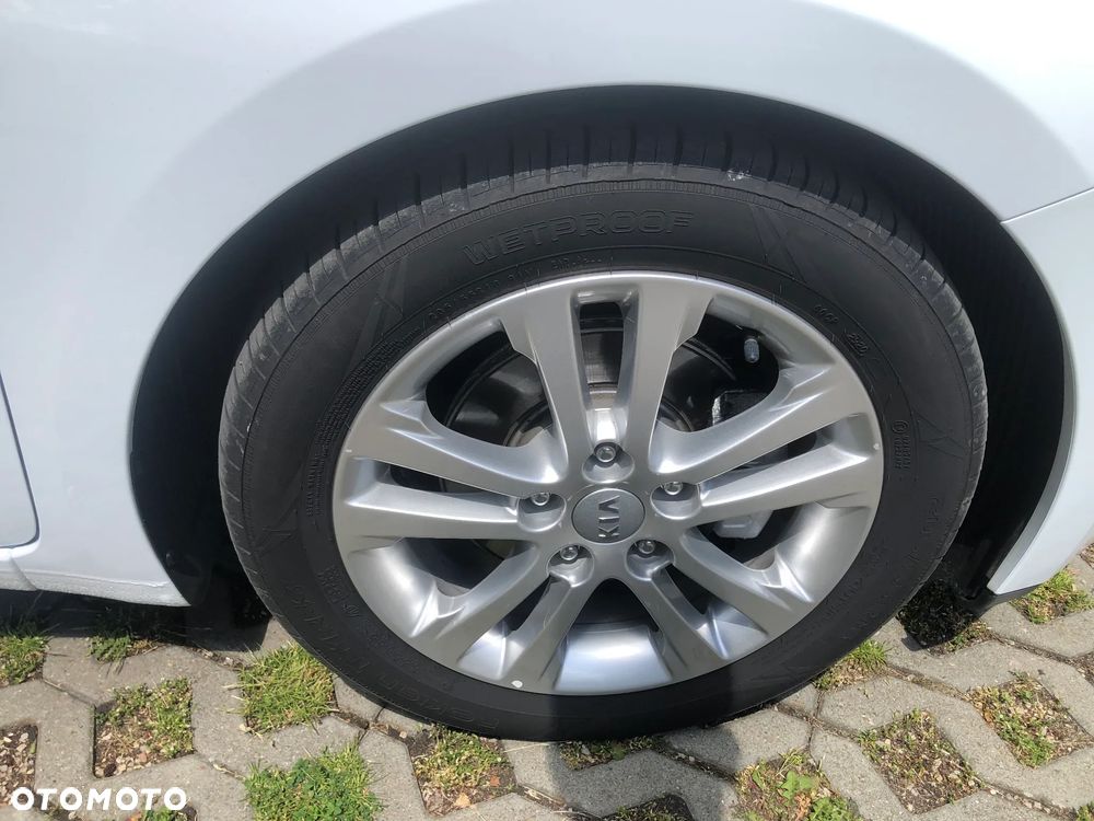 Kia Ceed 1.6 CRDi 128 Dream Team Edition - 34