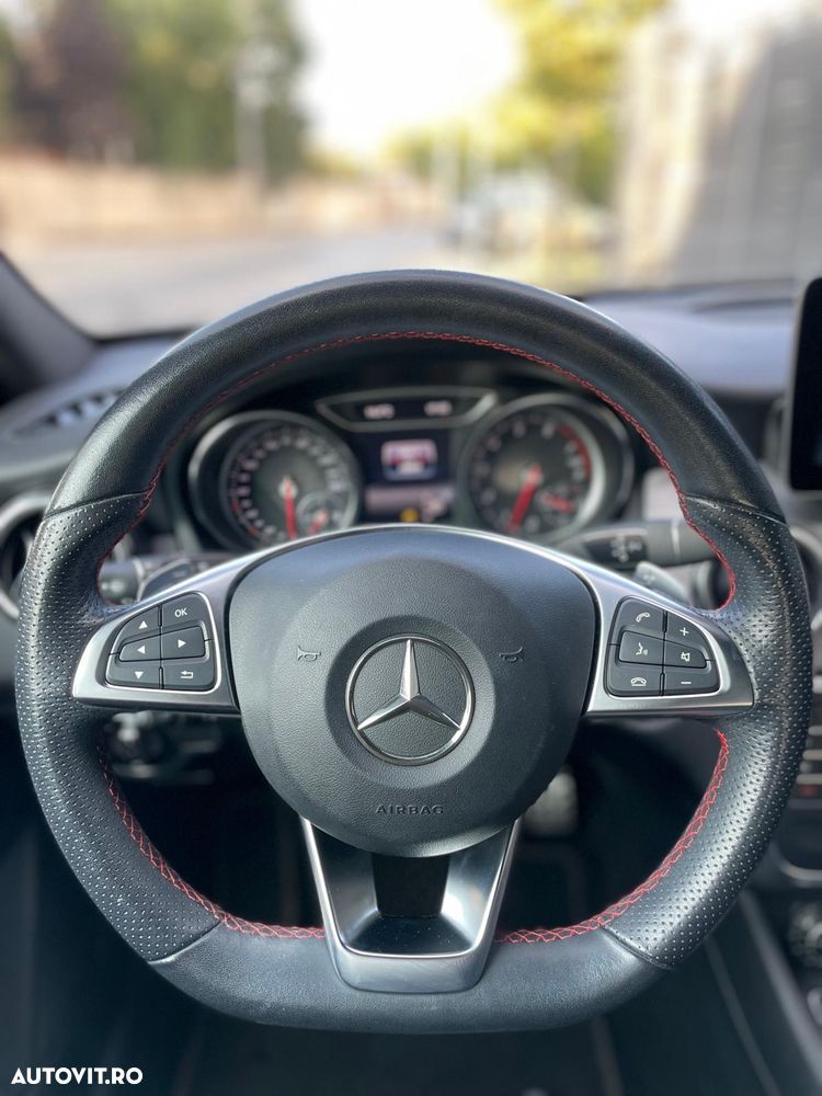 Mercedes-Benz GLA 200 7G-DCT AMG Line - 11