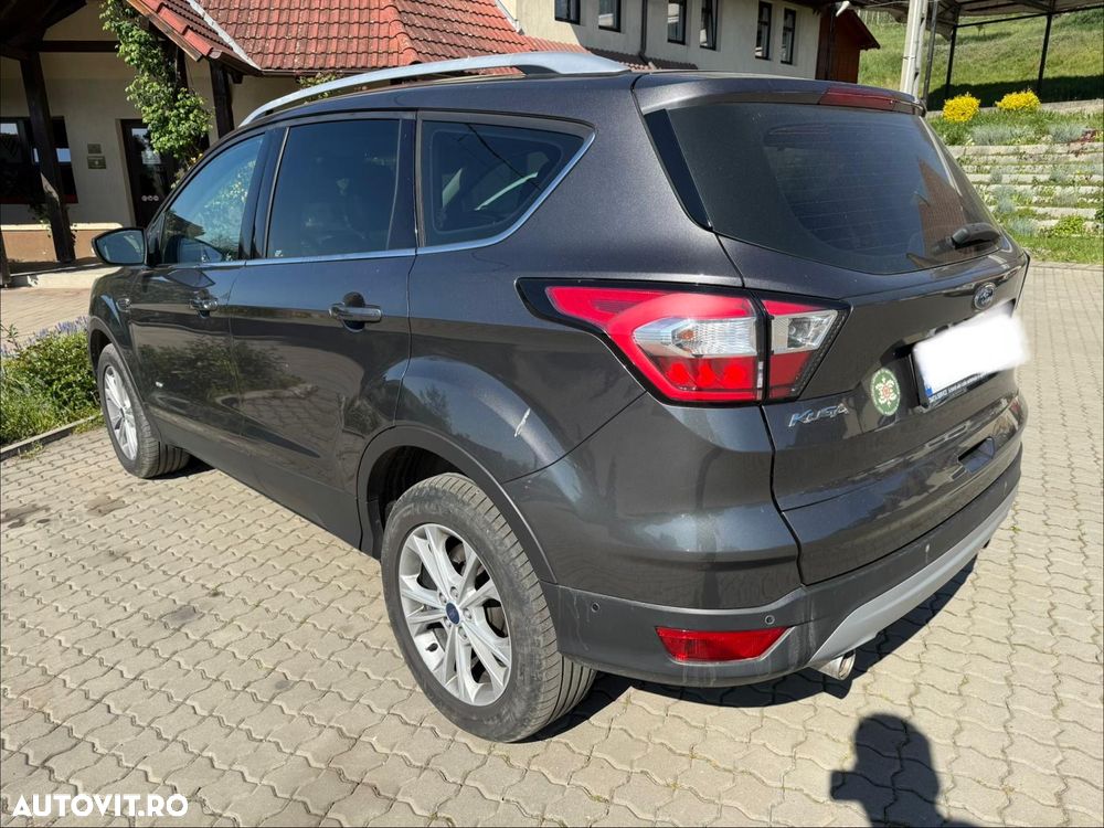 Ford Kuga 2.0 TDCi 4WD Powershift Titanium - 4