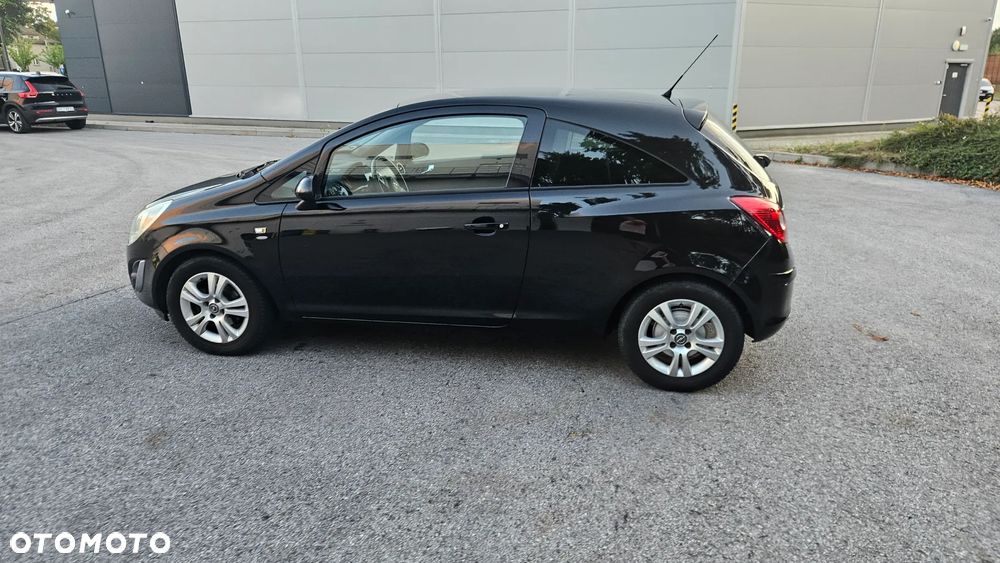 Opel Corsa 1.4 16V Satellite - 18