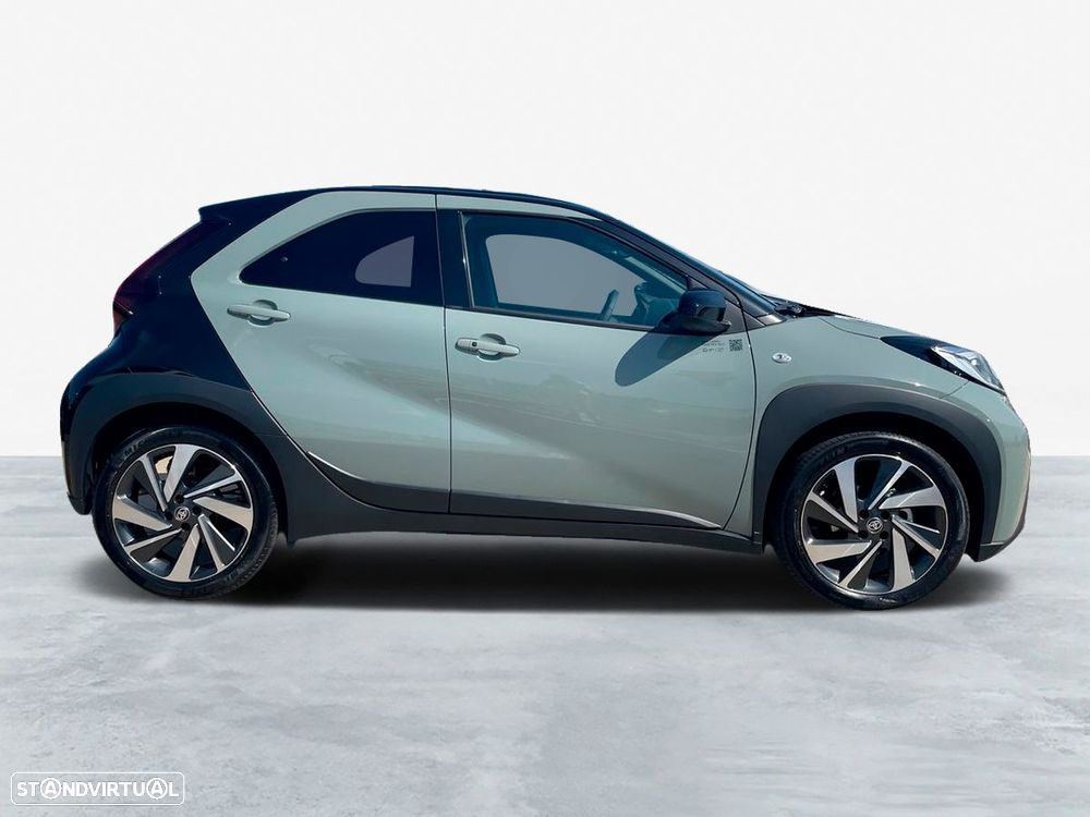 Toyota Aygo X 1.0 Envy CVT - 8