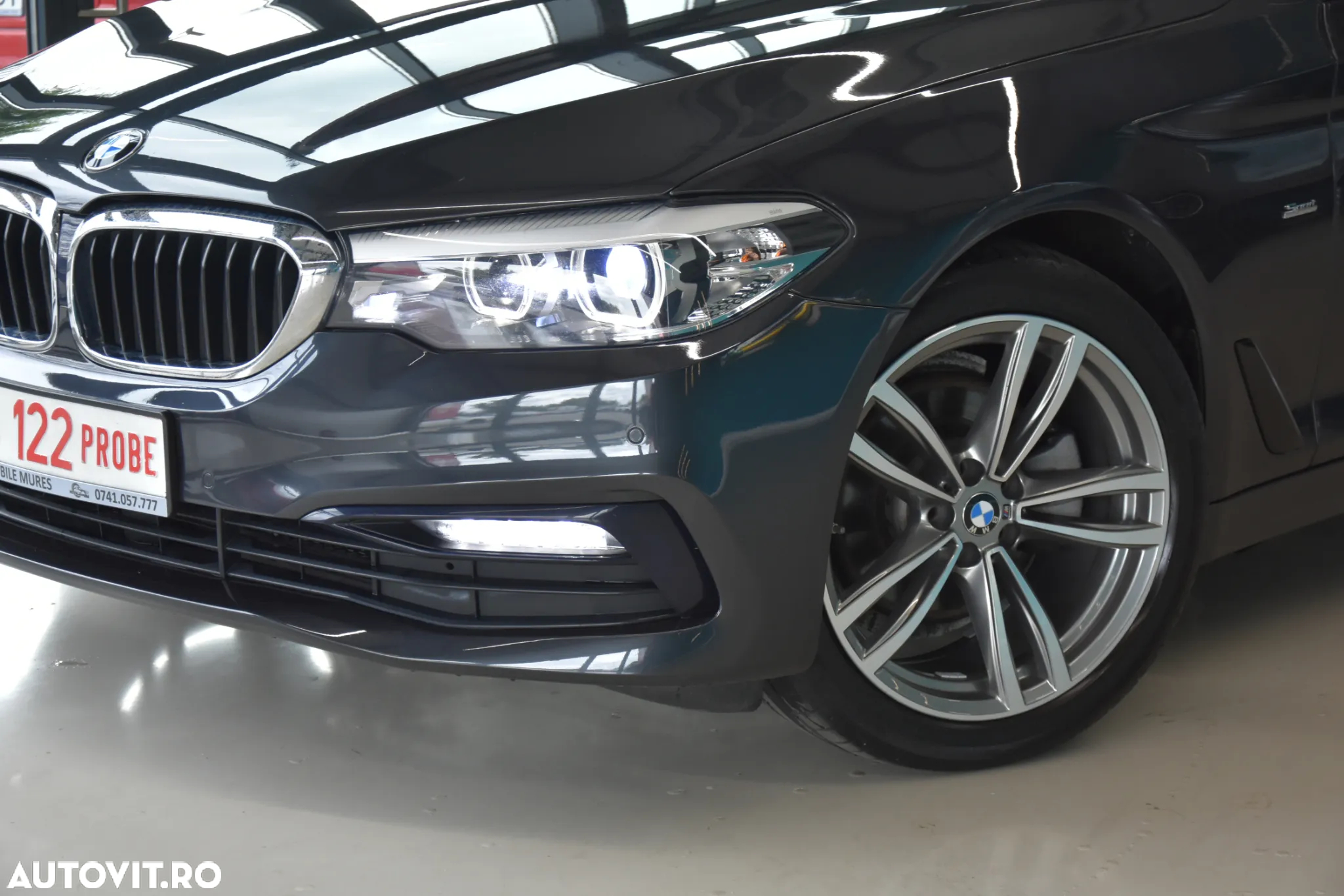 BMW Seria 5 520d xDrive Aut. Sport Line - 39