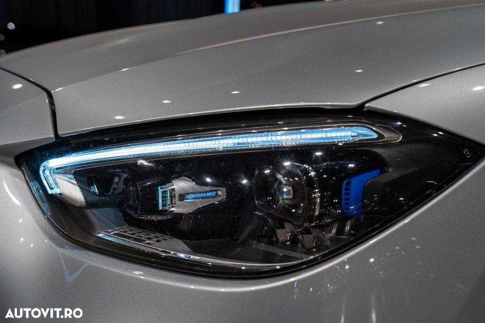 Mercedes-Benz C - 18