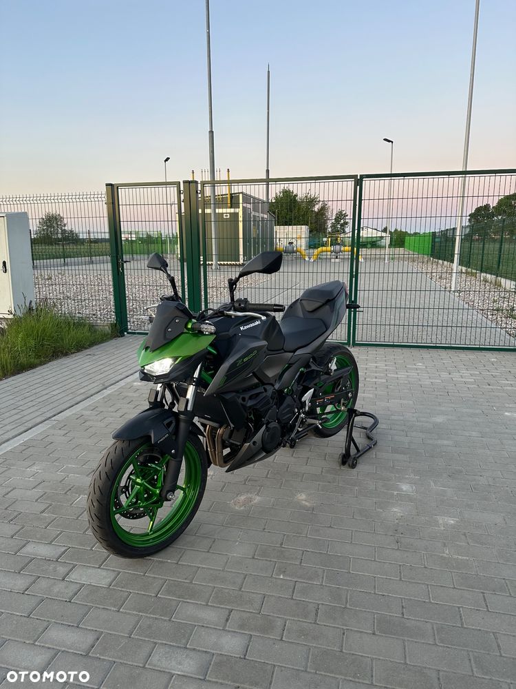 Kawasaki Z - 1