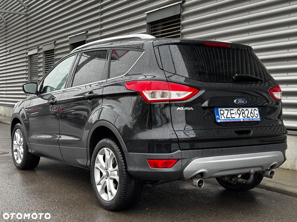 Ford Kuga 2.0 TDCi 2x4 Titanium - 9