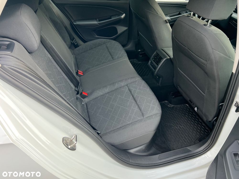 Volkswagen Golf 1.5 TSI EVO Life - 27