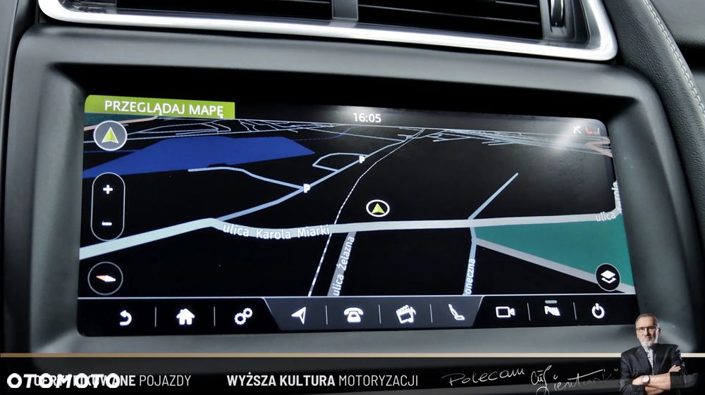 Jaguar E-Pace 2.0 i4P AWD R-Dynamic S - 23