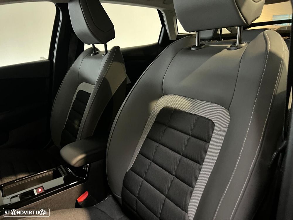 Citroën C4 1.2 Hybrid Plus e-DSC6 - 19