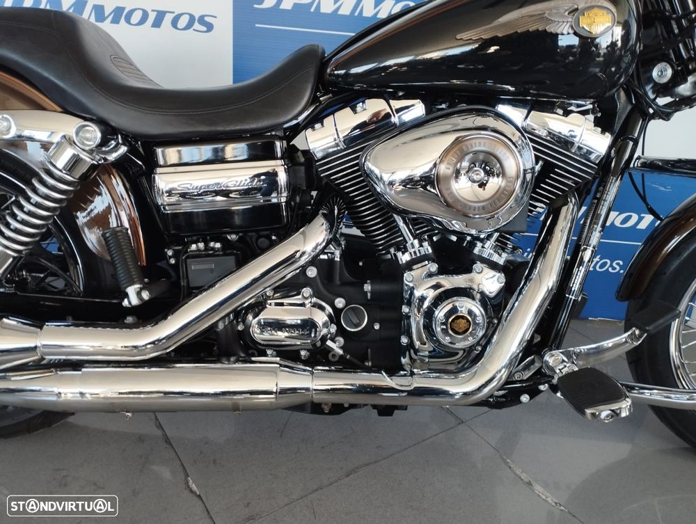 Harley-Davidson Super Glide Custom 110º Aniversario - 6