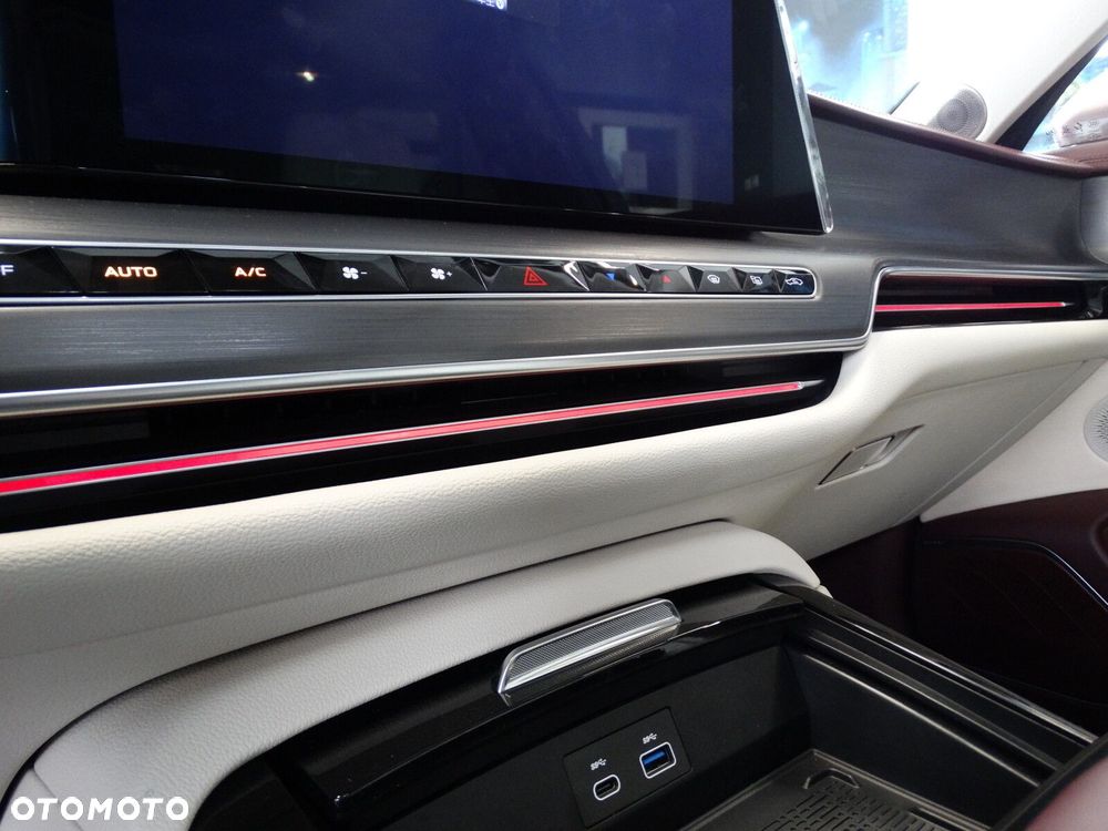 Hongqi H9 - 17