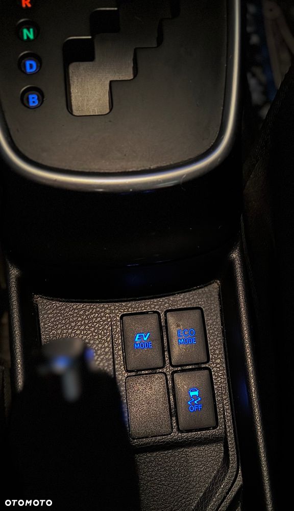 Toyota Yaris Hybrid 100 Dynamic EU6 - 15
