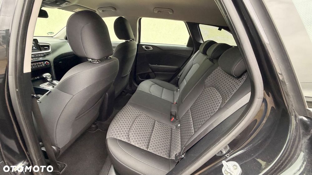 Kia Ceed 1.4 T-GDI DCT OPF Platinum Edition - 37