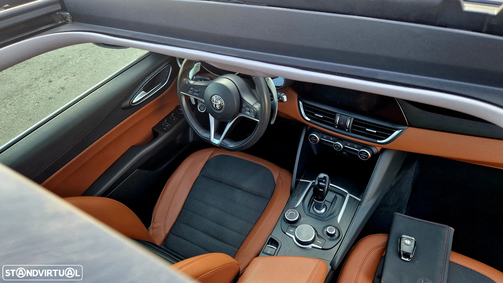 Alfa Romeo Giulia 2.0 AT8 - 6