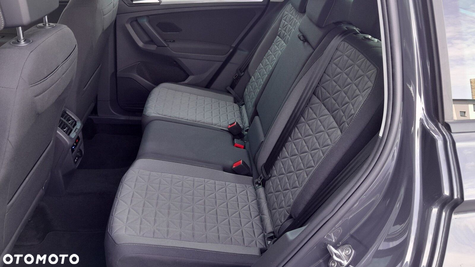 Volkswagen Tiguan 1.5 TSI EVO Life DSG - 19
