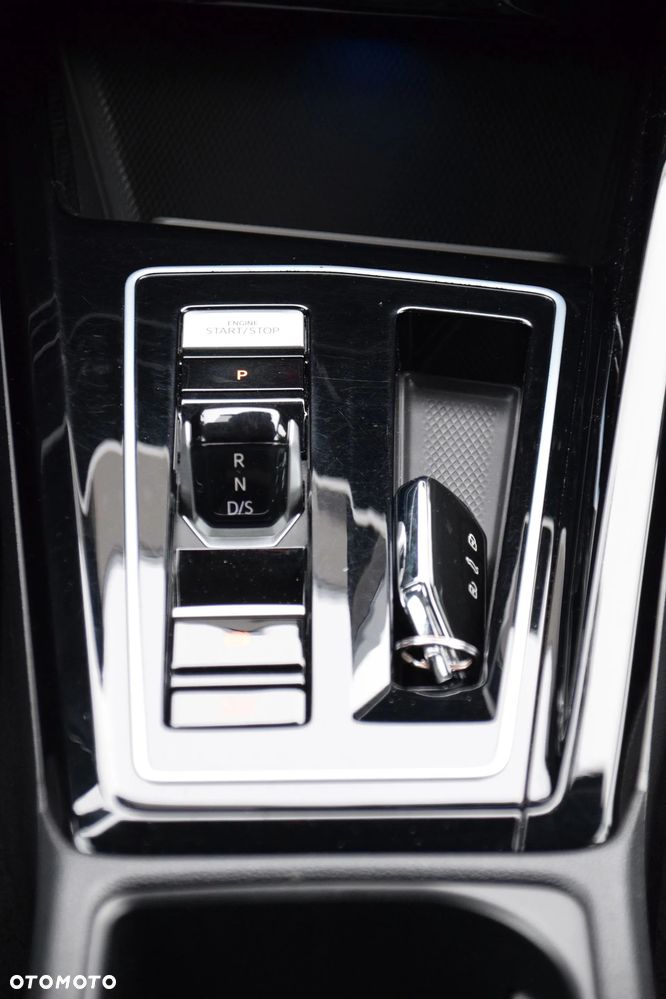 Volkswagen Golf 1.5 eTSI EVO Style DSG - 16