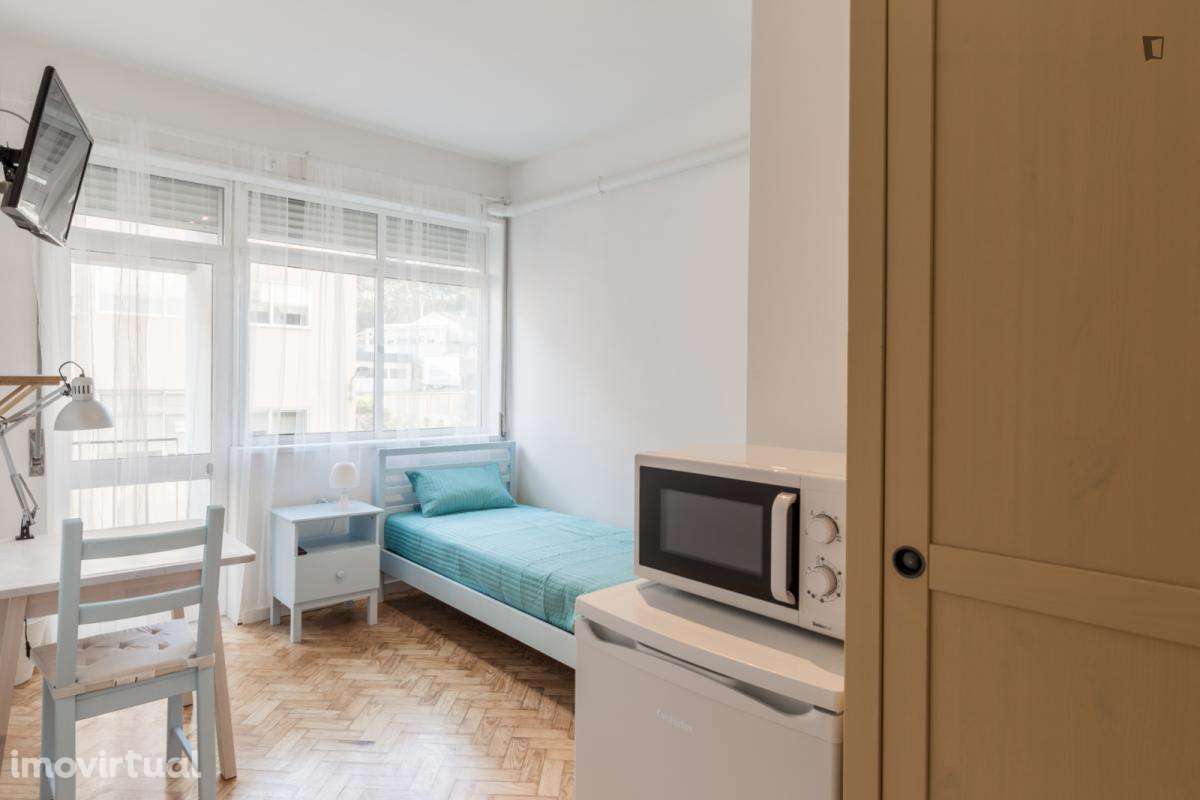 Quarto - localizado em Paranhos Porto - Grande imagem: 4/14