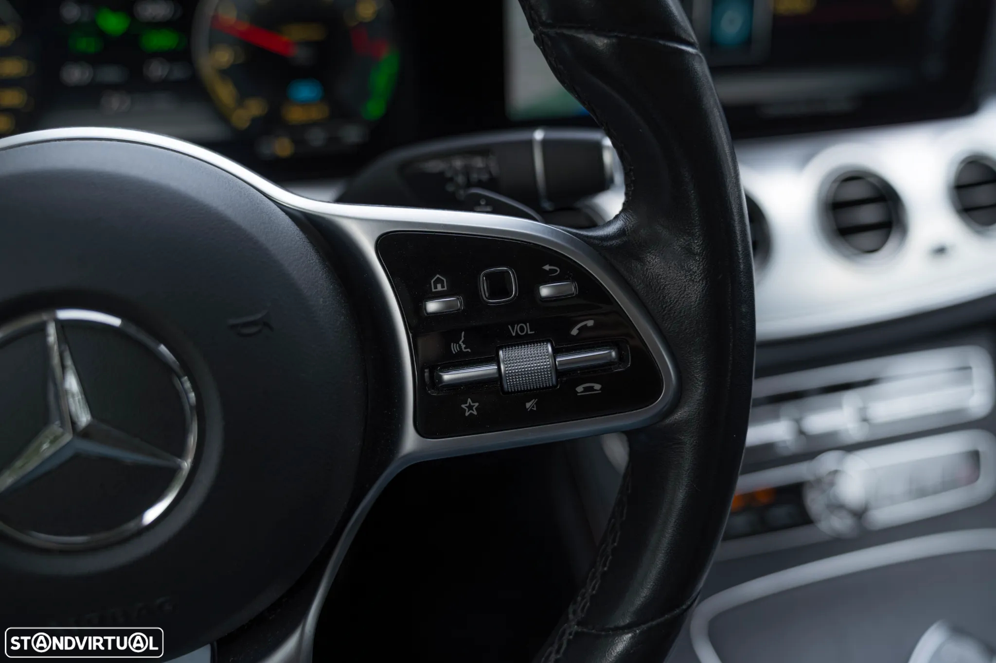 Mercedes-Benz E 300 de Avantgarde - 17