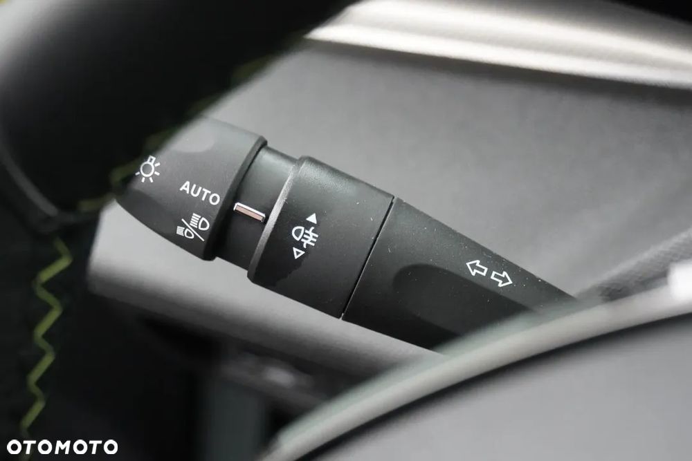 Peugeot 308 1.2 mHEV GT S&S e-DCS6 - 20