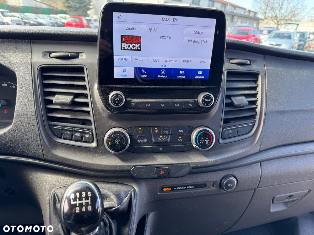 Ford TRANSIT CUSTOM - 21