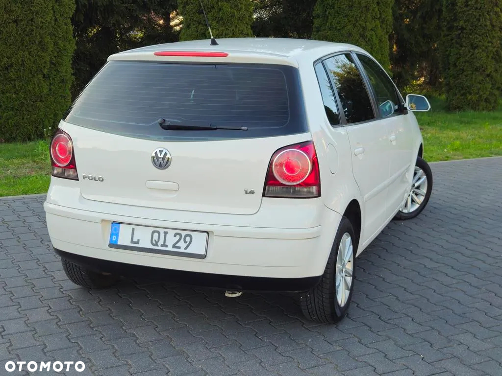 Volkswagen Polo 1.4 Comfortline - 21