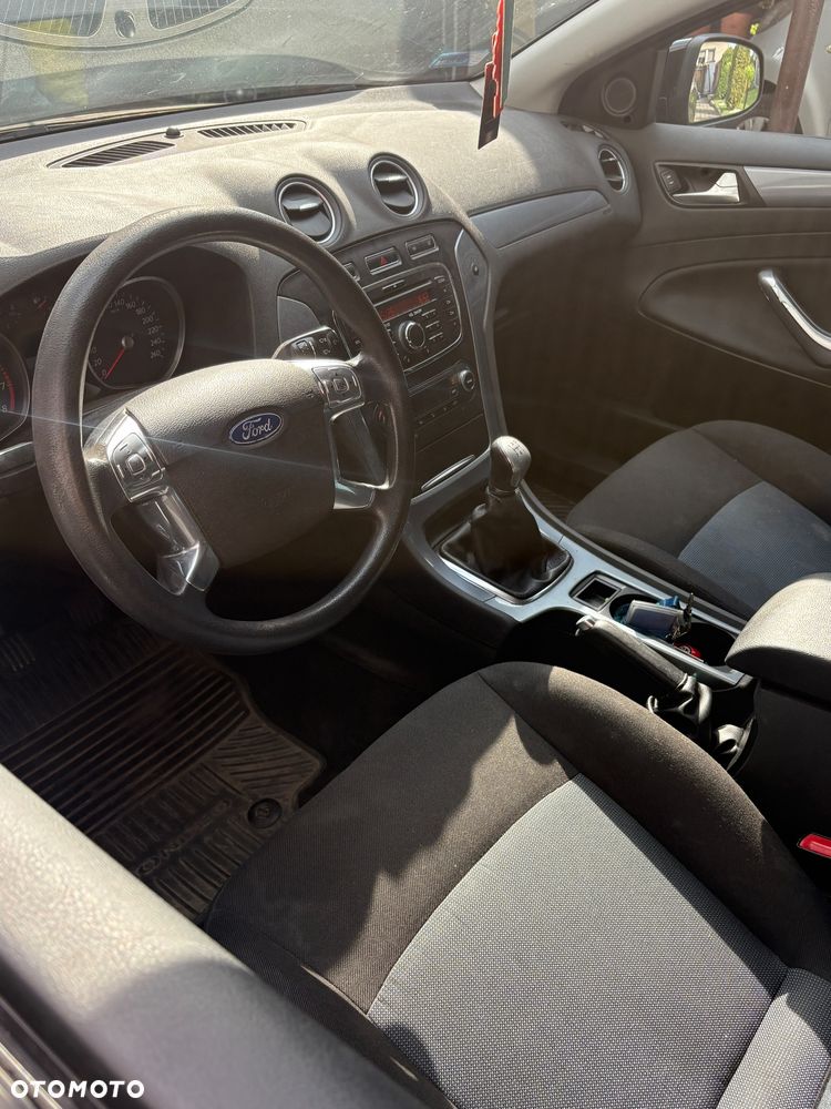 Ford Mondeo 2.0 Gold X - 5