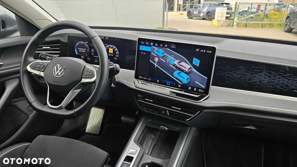 Volkswagen Passat - 25