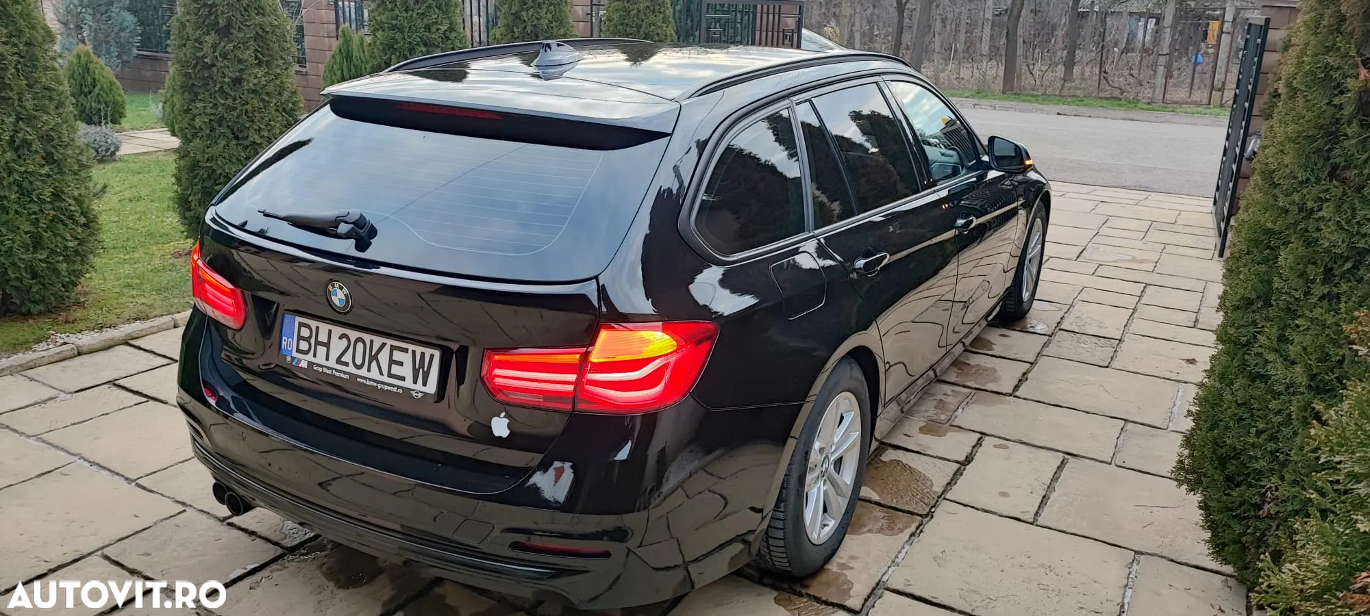 BMW Seria 3 320d Touring Aut. Sport Line - 13