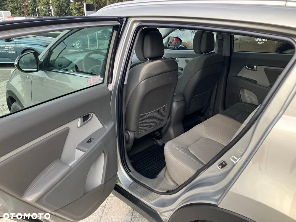 Kia Sportage 2.0 CVVT 4WD Spirit - 21