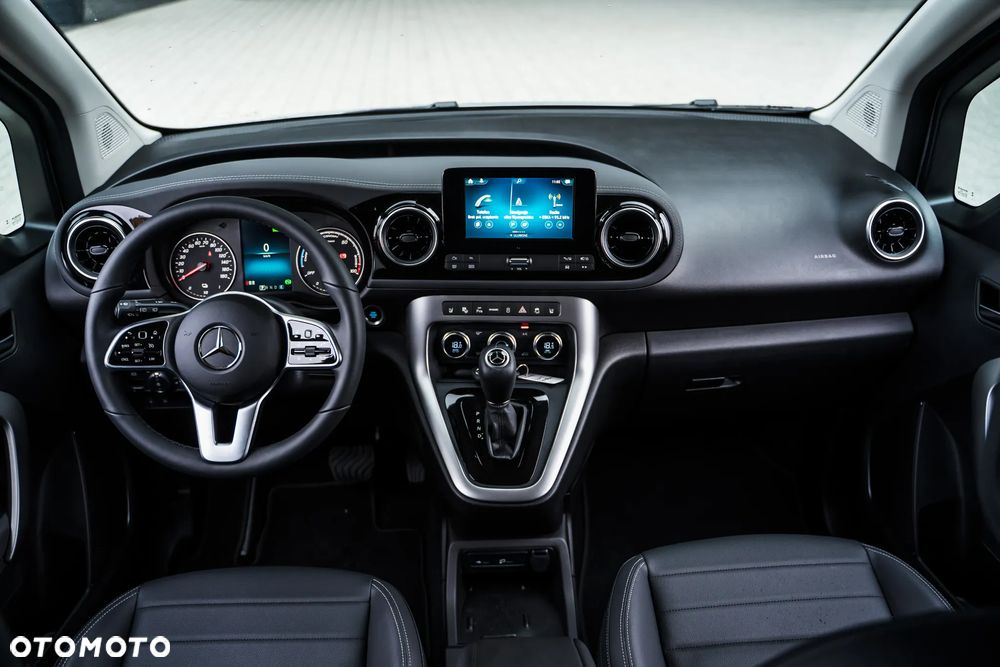 Mercedes-Benz EQT - 15