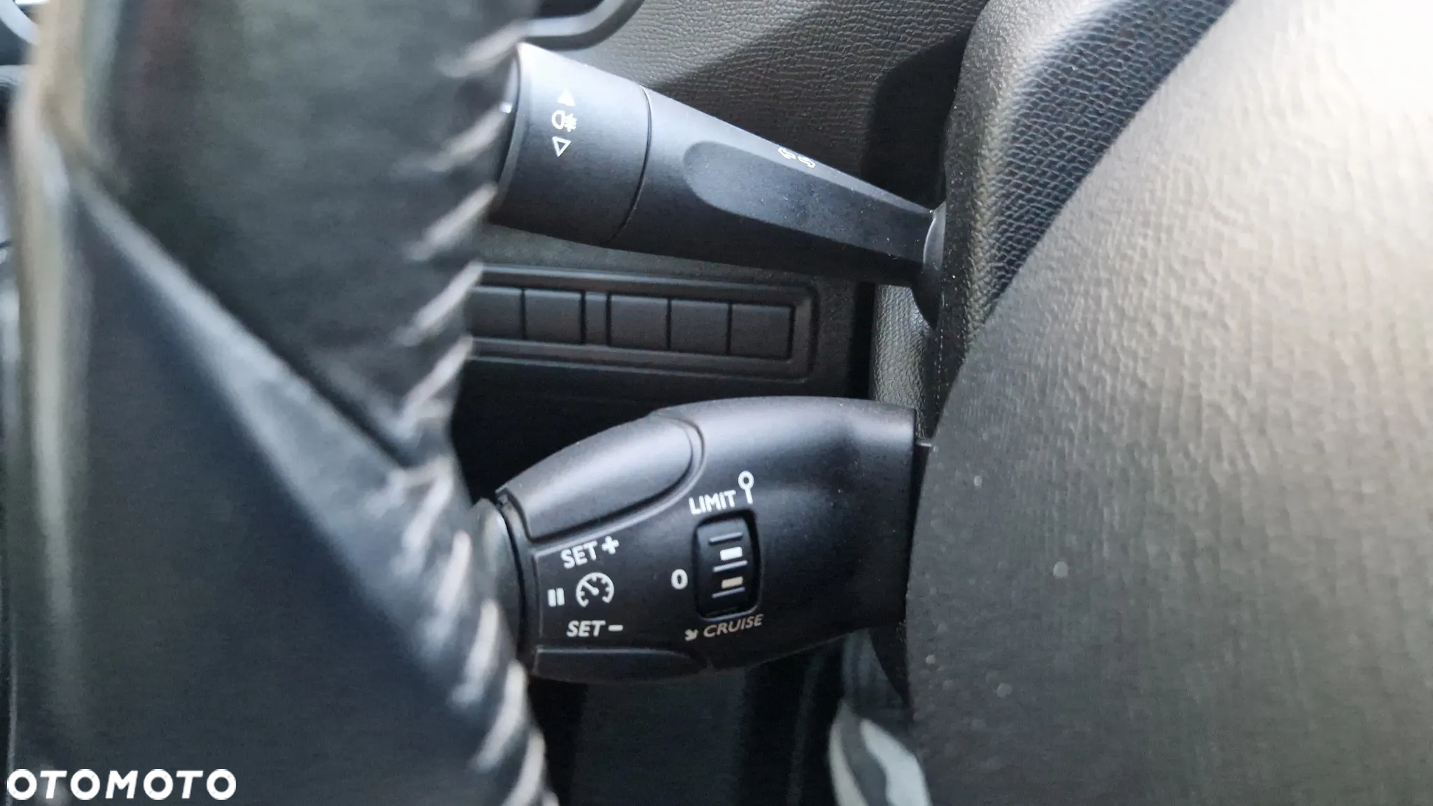 Peugeot 308 1.6 HDi Style - 18