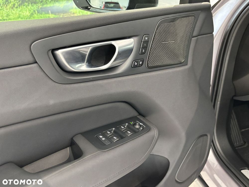 Volvo XC 60 - 23