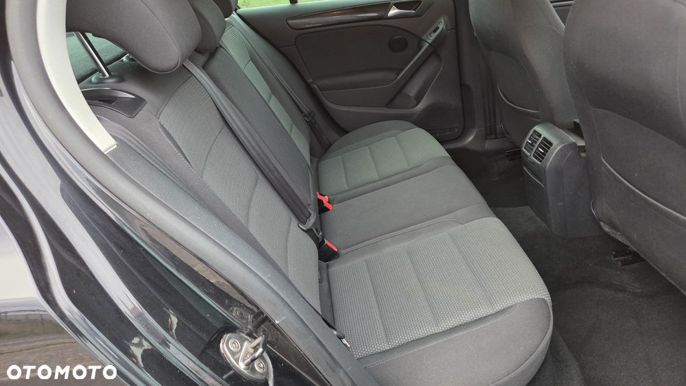 Volkswagen Golf 1.4 TSI Highline DSG - 9