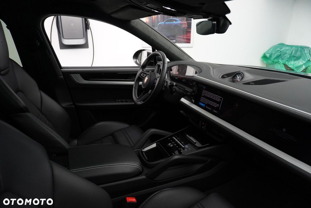 Porsche Cayenne - 27