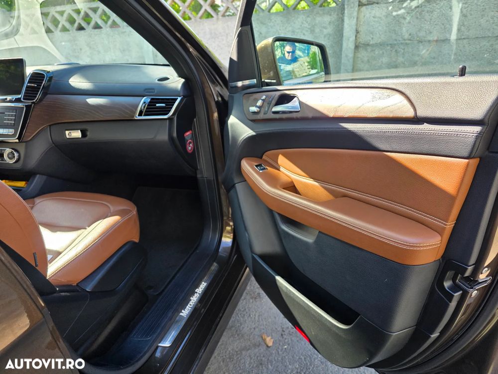 Mercedes-Benz GLE - 10