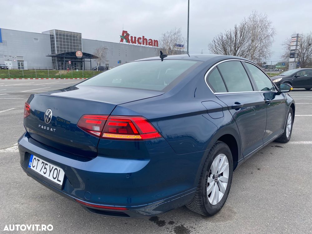 Volkswagen Passat 2.0 TDI SCR DSG Highline - 35