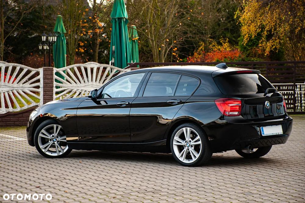 BMW Seria 1 120d Sport Line - 4